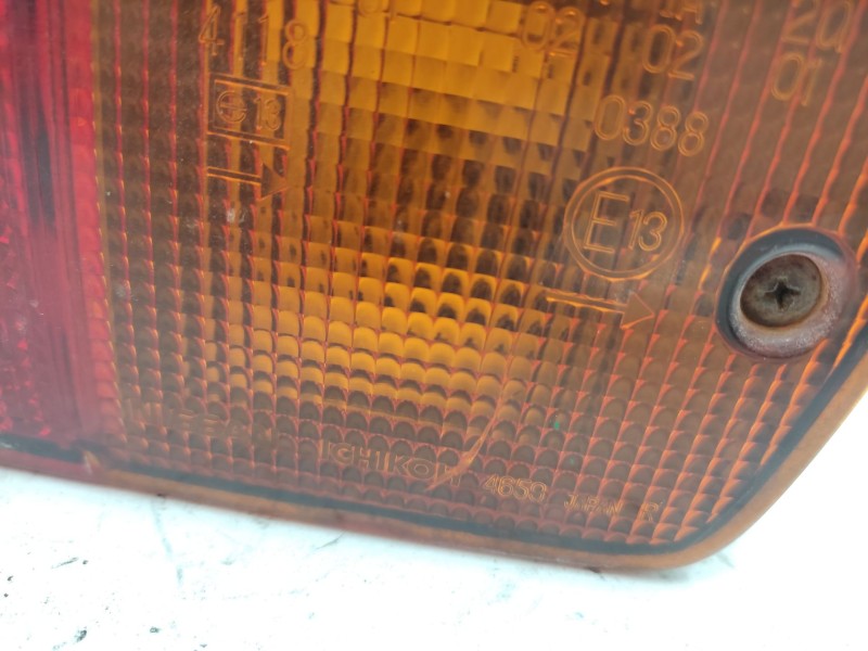 Recambio de piloto trasero derecho paragolpes para nissan patrol gr v wagon (y61) 3.0 dti referencia OEM IAM   