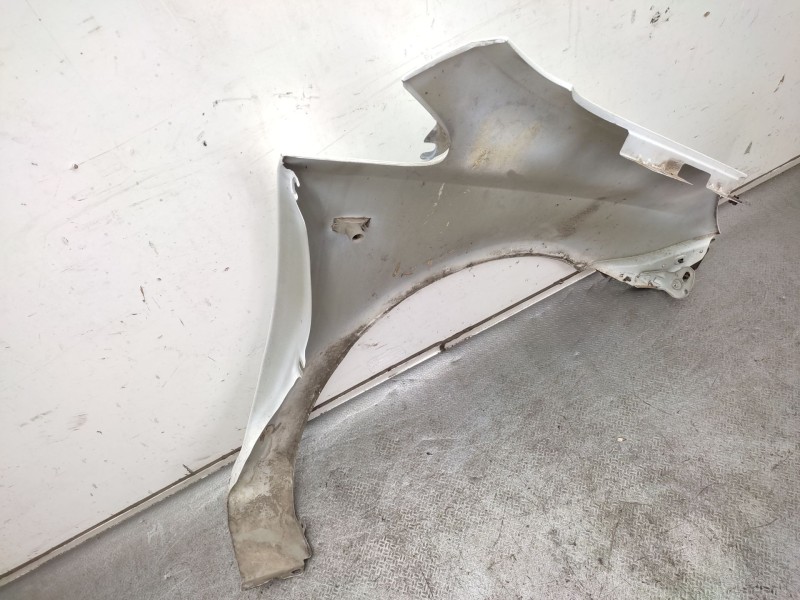 Recambio de aleta delantera izquierda para opel corsa d (s07) 1.3 cdti (l08, l68) referencia OEM IAM  93189645 