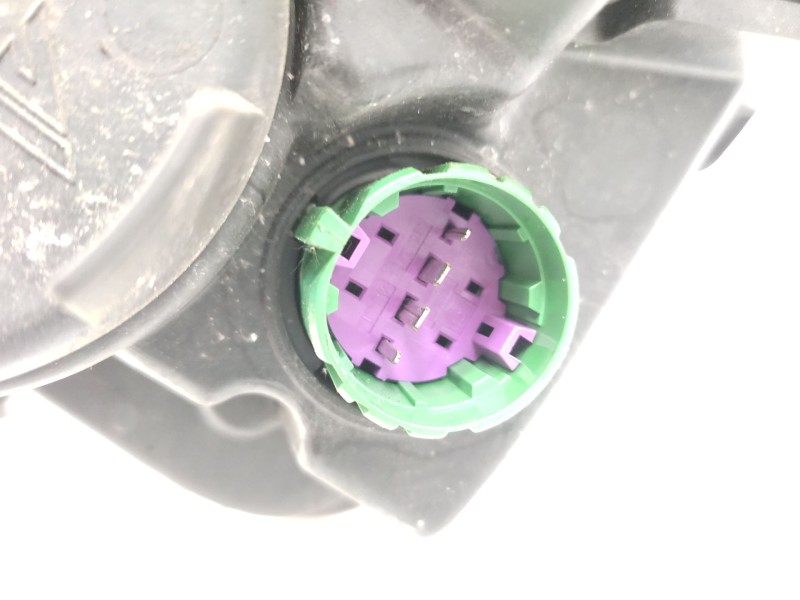Recambio de faro derecho para fiat 500l (351_, 352_) 1.6 d multijet (199lyd1b) referencia OEM IAM 51887654  