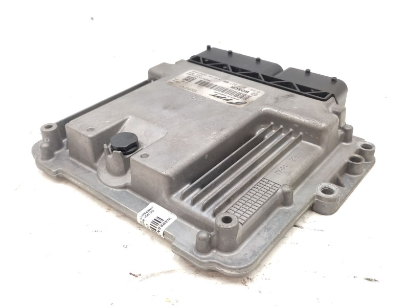 Recambio de centralita motor uce para fiat 500l (351_, 352_) 1.6 d multijet (199lyd1b) referencia OEM IAM   