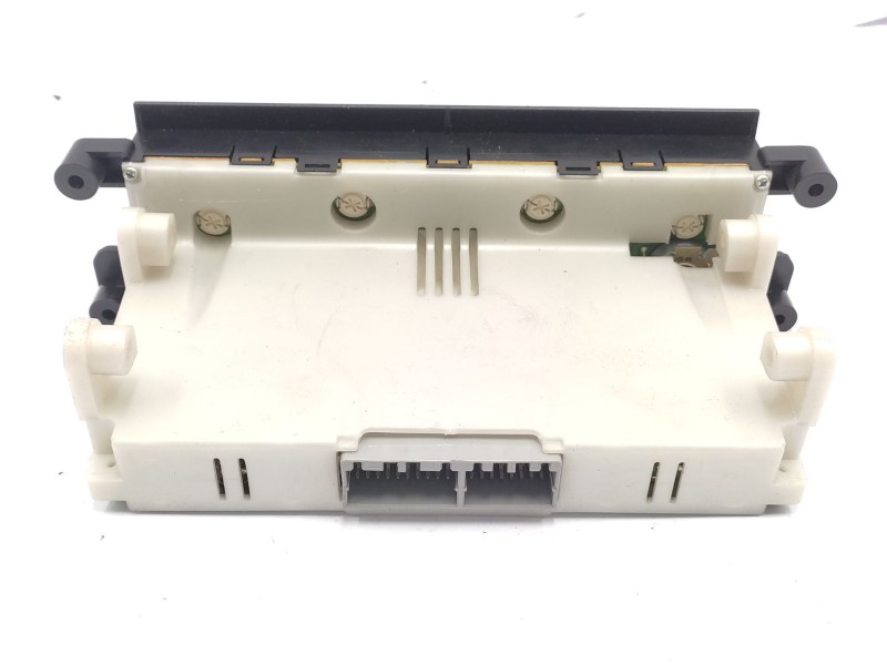 Recambio de mando climatizador para nissan patrol gr v wagon (y61) 3.0 dti referencia OEM IAM   
