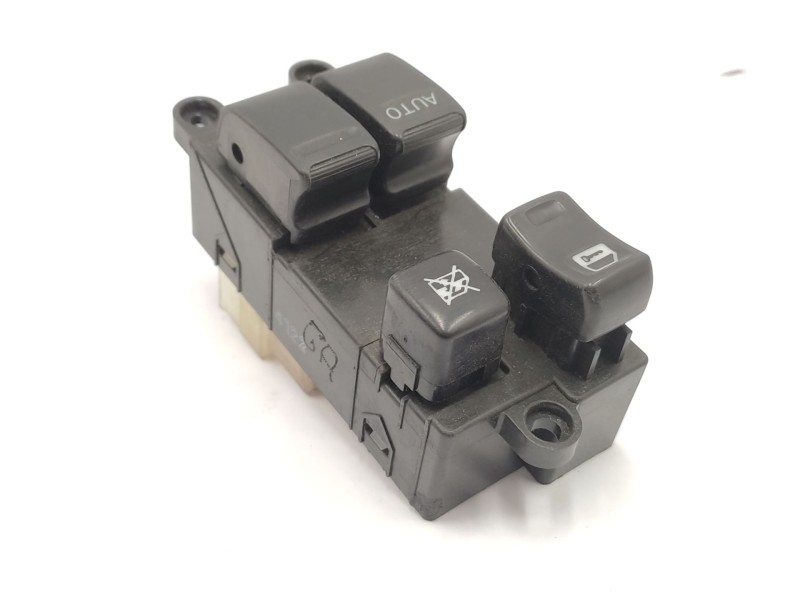Recambio de mando elevalunas delantero izquierdo para nissan patrol gr v wagon (y61) 3.0 dti referencia OEM IAM  25401VC715 