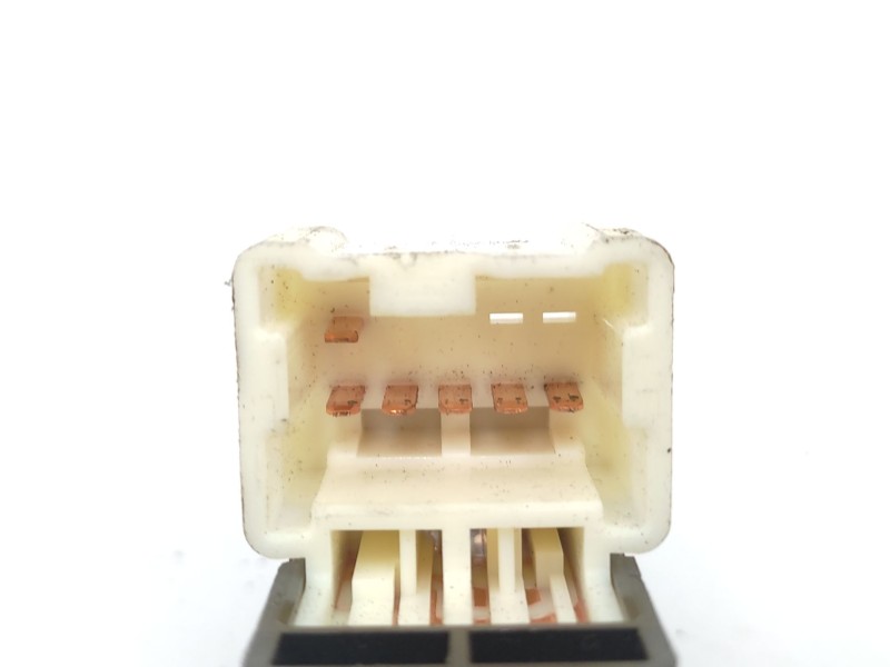 Recambio de mando elevalunas delantero derecho para nissan patrol gr v wagon (y61) 3.0 dti referencia OEM IAM  254110V000 