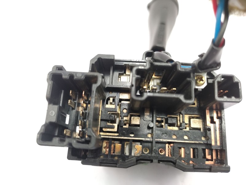 Recambio de mando luces para nissan patrol gr v wagon (y61) 3.0 dti referencia OEM IAM  255403L100 