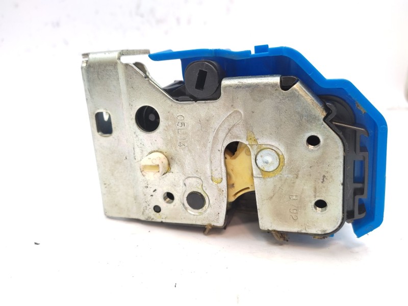 Recambio de cerradura puerta trasera izquierda para fiat 500l (351_, 352_) 1.6 d multijet (199lyd1b) referencia OEM IAM   