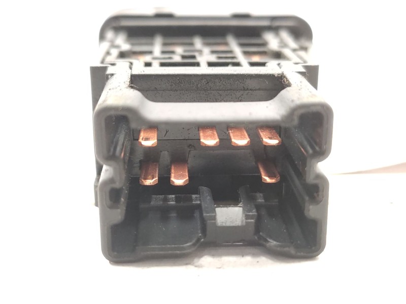 Recambio de interruptor para nissan patrol gr v wagon (y61) 3.0 dti referencia OEM IAM   
