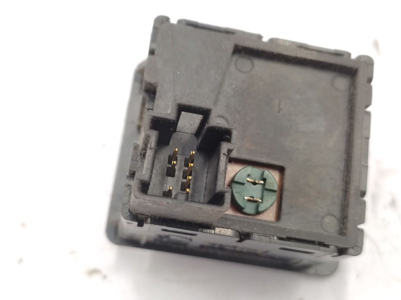 Recambio de interruptor para nissan patrol gr v wagon (y61) 3.0 dti referencia OEM IAM   