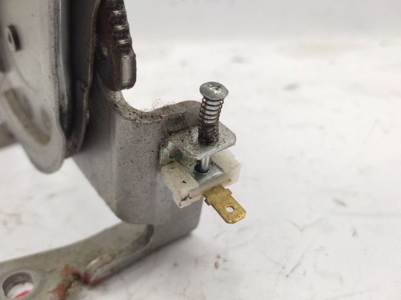 Recambio de palanca freno de mano para nissan patrol gr v wagon (y61) 3.0 dti referencia OEM IAM   