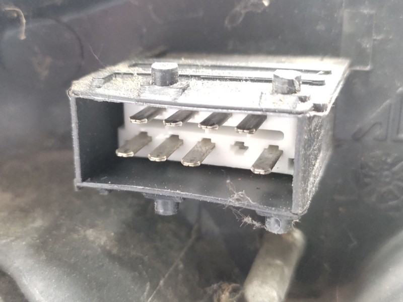 Recambio de faro izquierdo para citroën c3 i (fc_, fn_) 1.4 hdi referencia OEM IAM  620885 