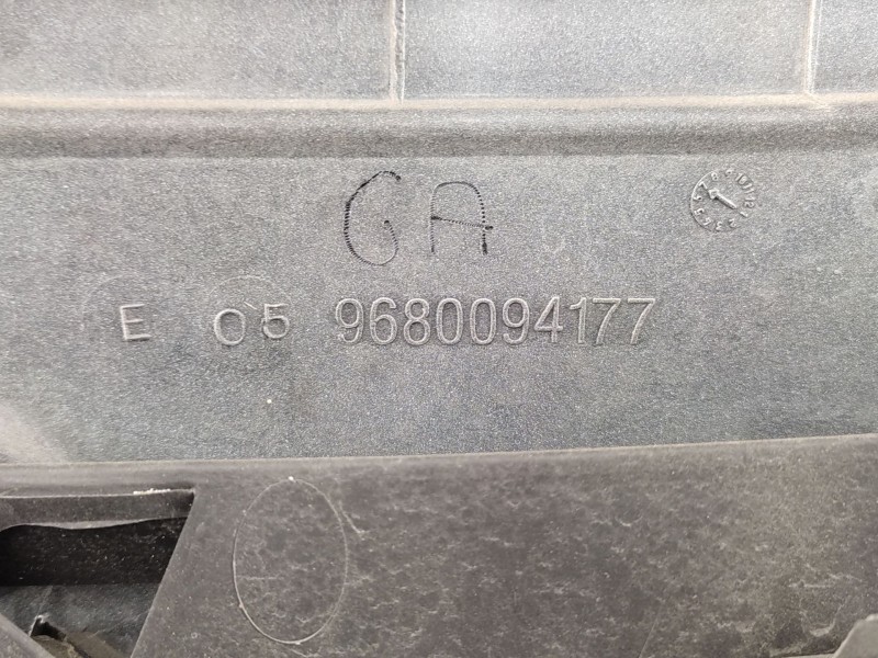 Recambio de calandra delantera de radiador para citroën c3 i (fc_, fn_) 1.4 hdi referencia OEM IAM  7804Q6 