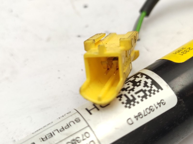 Recambio de cinturon seguridad delantero derecho para fiat 500l (351_, 352_) 1.6 d multijet (199lyd1b) referencia OEM IAM   