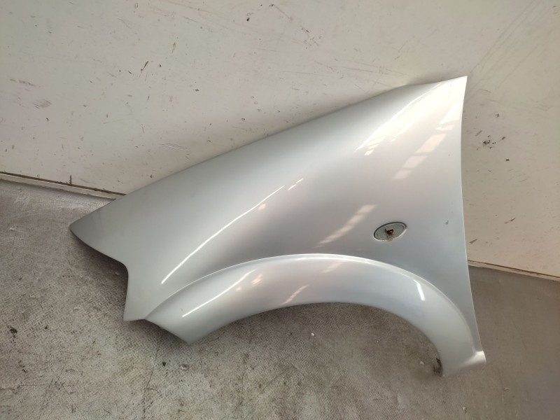 Recambio de aleta delantera izquierda para citroën c3 i (fc_, fn_) 1.4 hdi referencia OEM IAM  7840Q4 