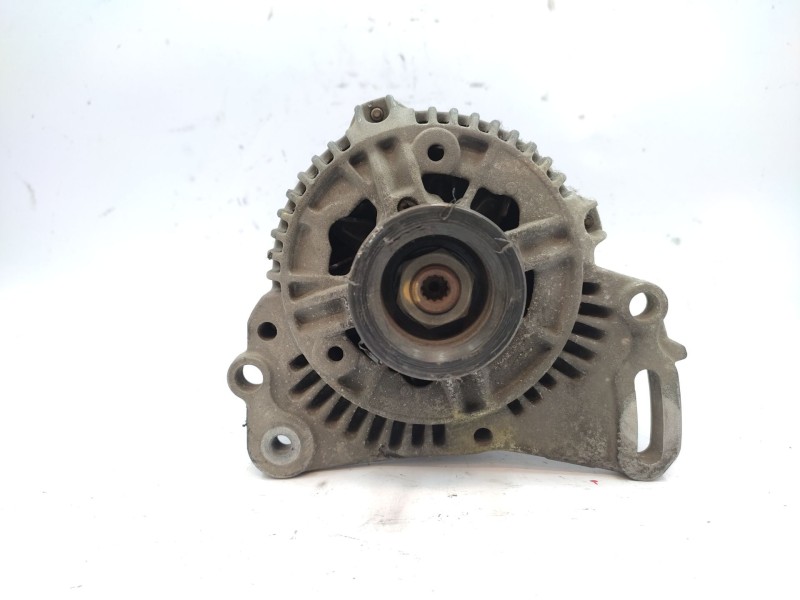 Recambio de alternador para volkswagen passat b5 (3b2) 1.9 tdi referencia OEM IAM   