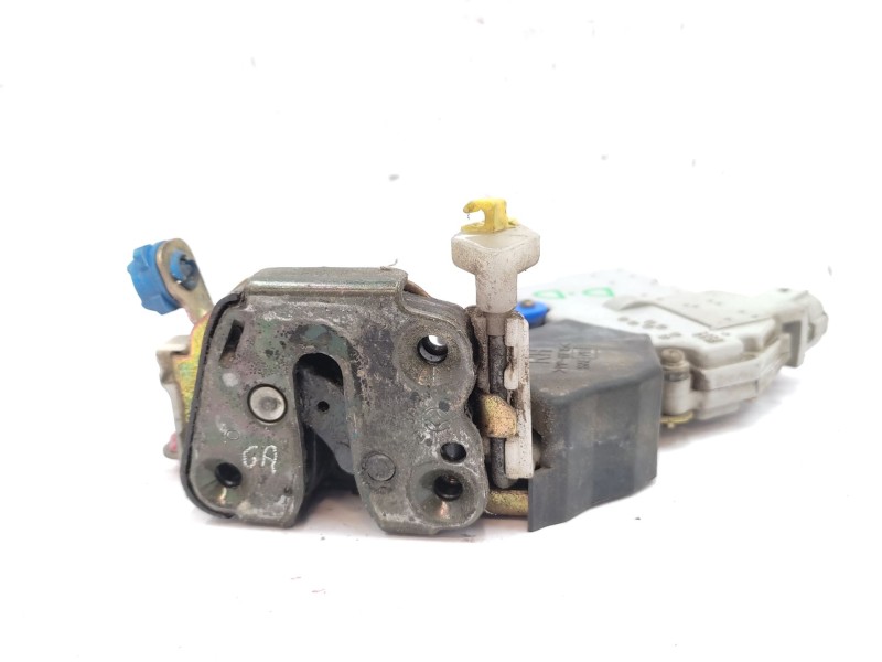 Recambio de cerradura puerta delantera derecha para nissan patrol gr v wagon (y61) 3.0 dti referencia OEM IAM  80502VB900 