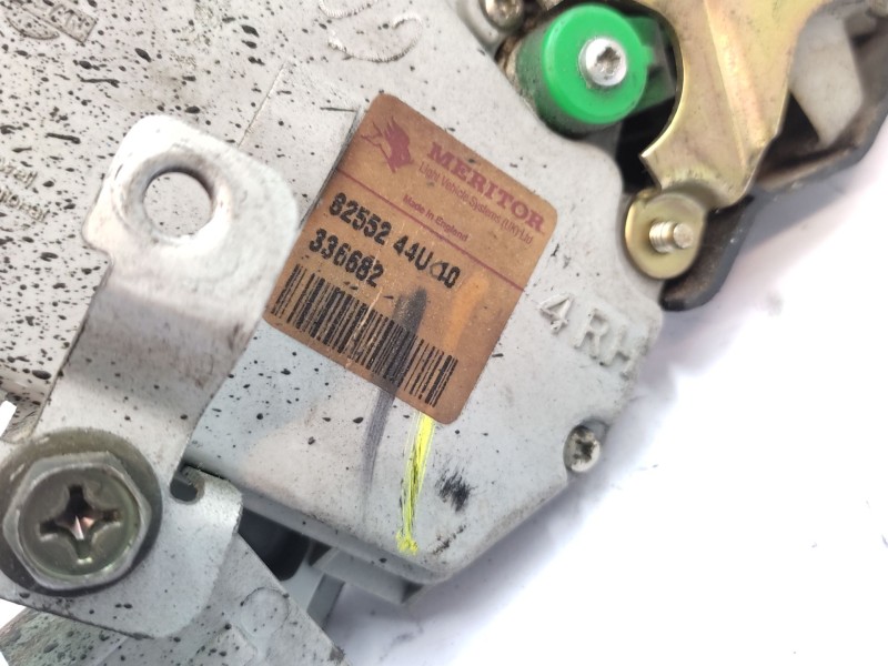 Recambio de cerradura puerta trasera derecha para nissan patrol gr v wagon (y61) 3.0 dti referencia OEM IAM  82502VB900 