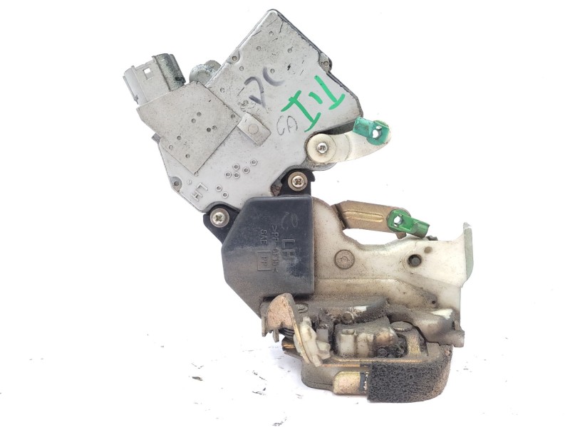 Recambio de cerradura puerta trasera izquierda para nissan patrol gr v wagon (y61) 3.0 dti referencia OEM IAM 82503VB900  