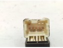 MANDO ELEVALUNAS TRASERO DERECHO 254110V000 