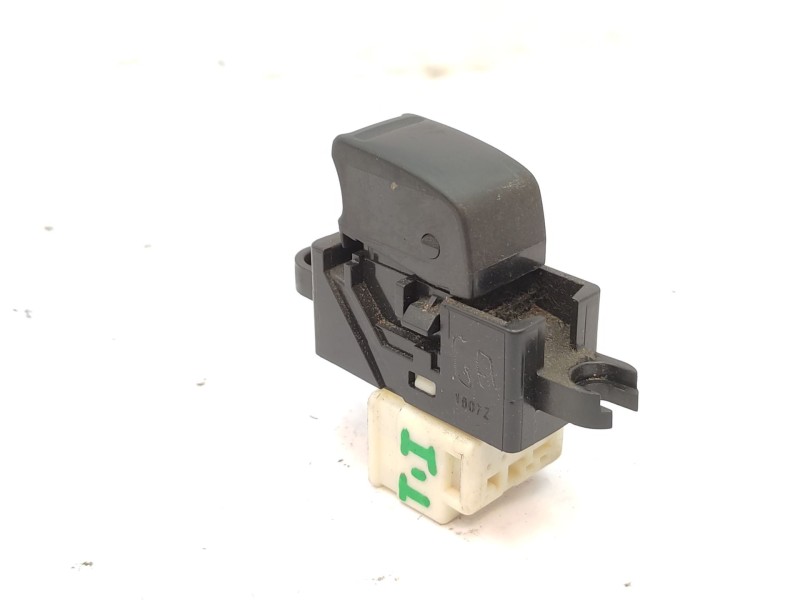 Recambio de mando elevalunas trasero izquierdo para nissan patrol gr v wagon (y61) 3.0 dti referencia OEM IAM   