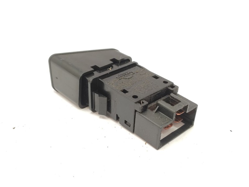Recambio de interruptor para nissan patrol gr v wagon (y61) 3.0 dti referencia OEM IAM   