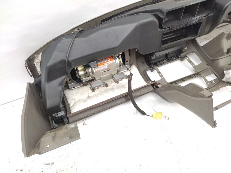 Recambio de salpicadero para nissan patrol gr v wagon (y61) 3.0 dti referencia OEM IAM   