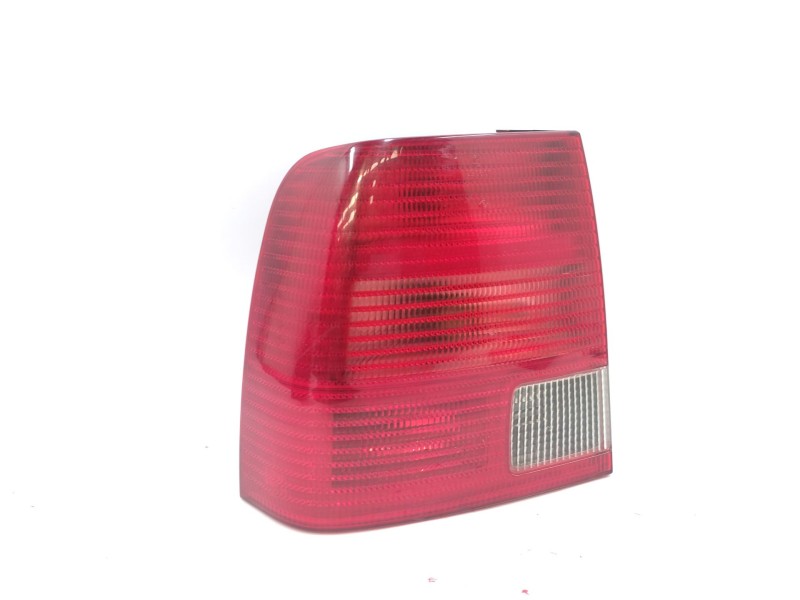 Recambio de piloto trasero izquierdo para volkswagen passat b5 (3b2) 1.9 tdi referencia OEM IAM  3B5945095F 