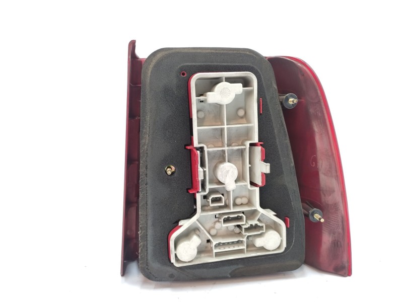 Recambio de piloto trasero izquierdo para volkswagen passat b5 (3b2) 1.9 tdi referencia OEM IAM  3B5945095F 