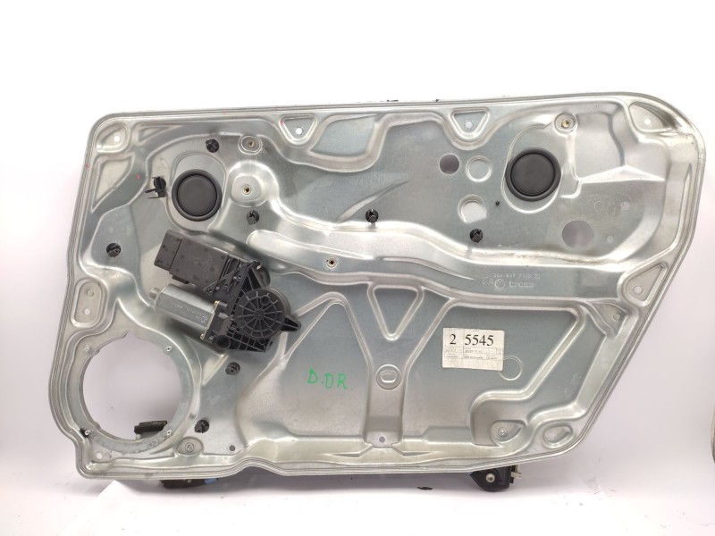 Recambio de elevalunas delantero derecho para volkswagen passat b5 (3b2) 1.9 tdi referencia OEM IAM  3B1837462 