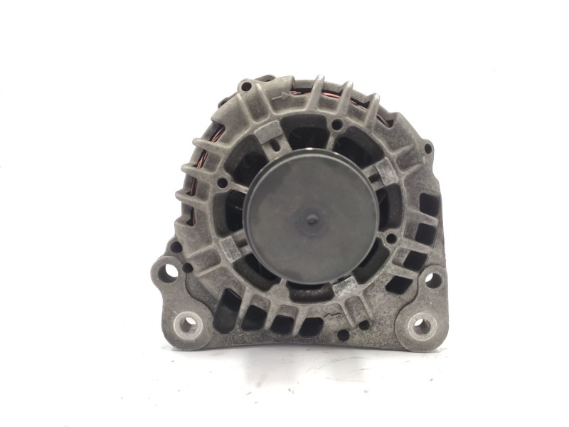 Recambio de alternador para volkswagen passat b5 (3b2) 1.9 tdi referencia OEM IAM   