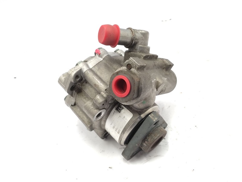 Recambio de bomba servodireccion para volkswagen passat b5 (3b2) 1.9 tdi referencia OEM IAM  8D0145156T 