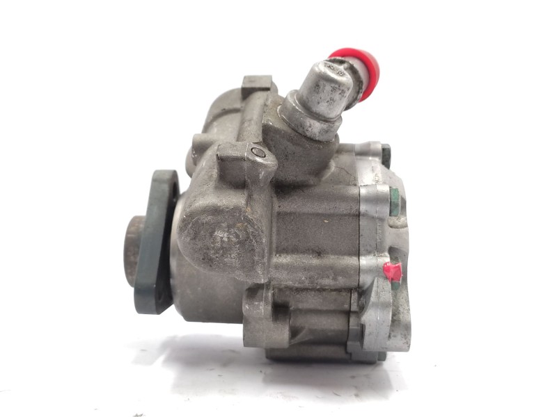 Recambio de bomba servodireccion para volkswagen passat b5 (3b2) 1.9 tdi referencia OEM IAM  8D0145156T 