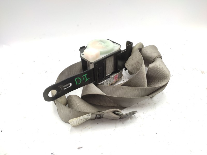 Recambio de cinturon seguridad delantero izquierdo para nissan patrol gr v wagon (y61) 3.0 dti referencia OEM IAM   