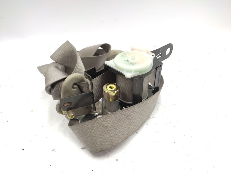 Recambio de cinturon seguridad delantero izquierdo para nissan patrol gr v wagon (y61) 3.0 dti referencia OEM IAM   