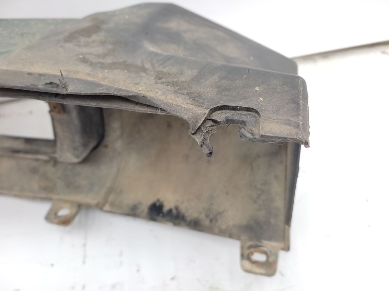Recambio de puntera paragolpes trasera derecha para nissan patrol gr v wagon (y61) 3.0 dti referencia OEM IAM   