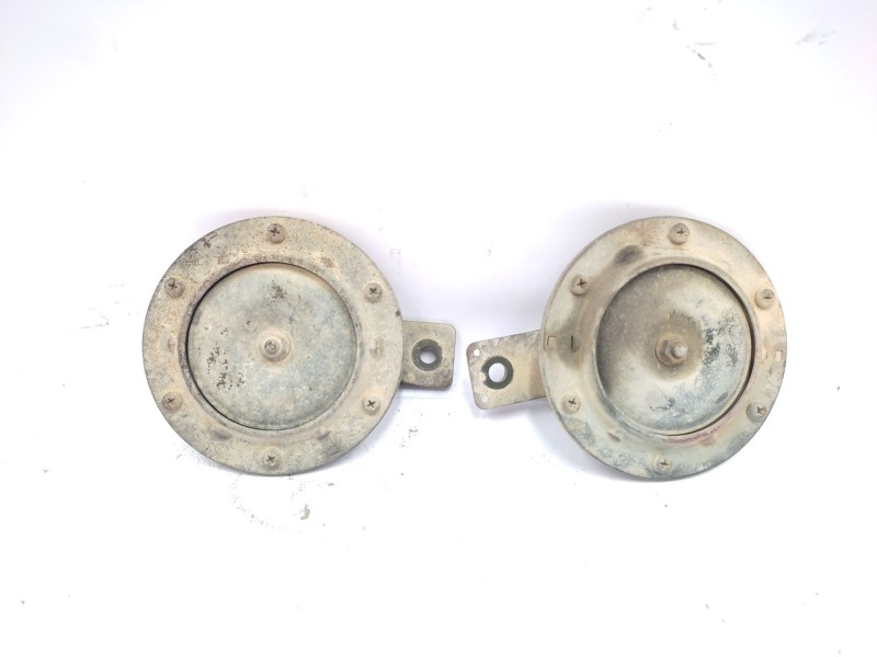 Recambio de claxon para nissan patrol gr v wagon (y61) 3.0 dti referencia OEM IAM  25610R8460 
