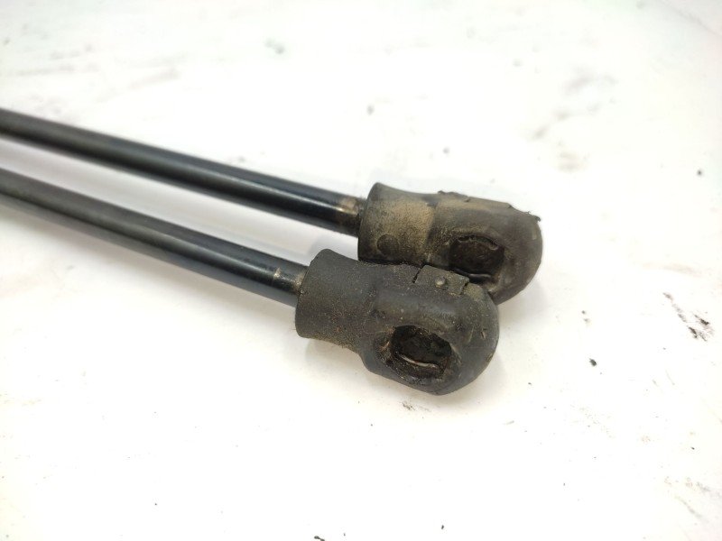 Recambio de amortiguadores capo para nissan patrol gr v wagon (y61) 3.0 dti referencia OEM IAM   