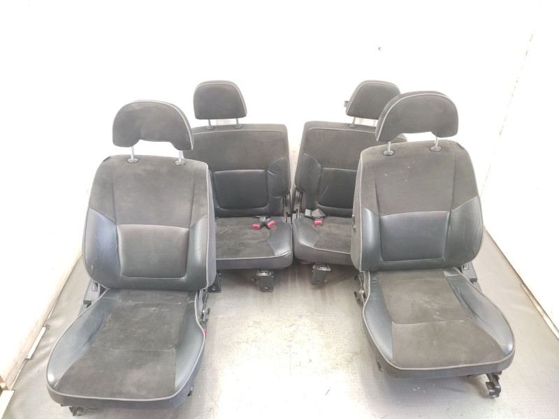Recambio de juego asientos completo para nissan patrol gr v wagon (y61) 3.0 dti referencia OEM IAM   