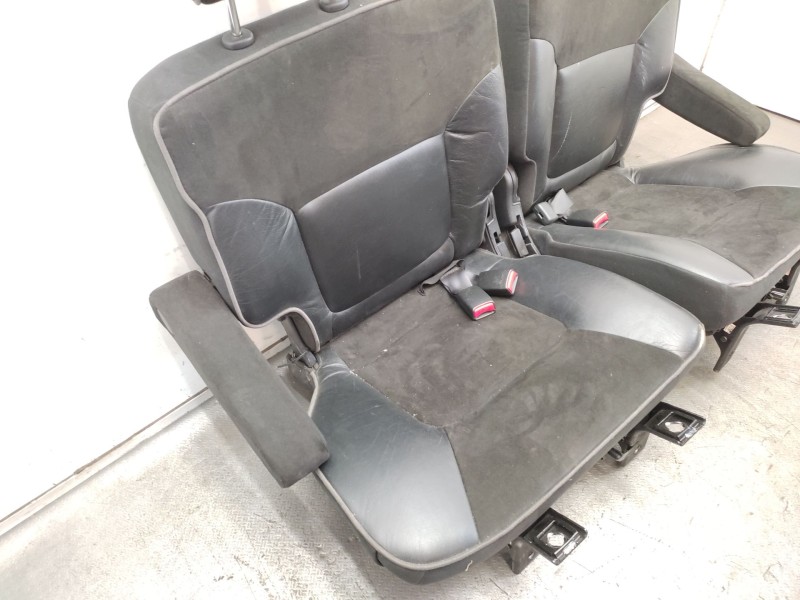 Recambio de juego asientos completo para nissan patrol gr v wagon (y61) 3.0 dti referencia OEM IAM   