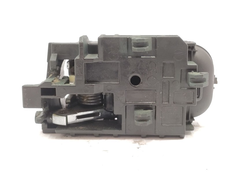 Recambio de maneta interior delantera derecha para nissan patrol gr v wagon (y61) 3.0 dti referencia OEM IAM   