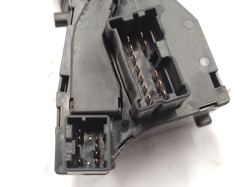 Recambio de mando luces para nissan patrol gr v wagon (y61) 3.0 dti referencia OEM IAM  255408H700 