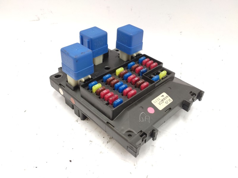 Recambio de caja reles / fusibles para nissan patrol gr v wagon (y61) 3.0 dti referencia OEM IAM   