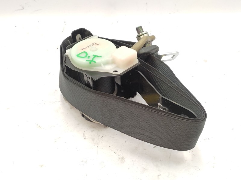 Recambio de cinturon seguridad delantero izquierdo para nissan patrol gr v wagon (y61) 3.0 dti referencia OEM IAM   