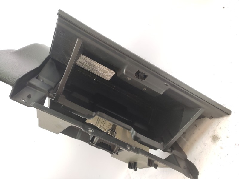 Recambio de guantera para nissan patrol gr v wagon (y61) 3.0 dti referencia OEM IAM   