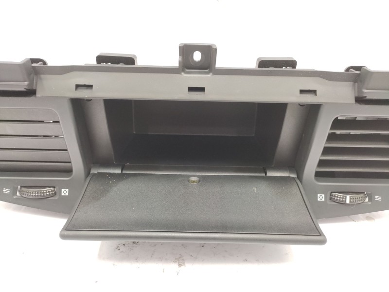 Recambio de consola central para nissan patrol gr v wagon (y61) 3.0 dti referencia OEM IAM   