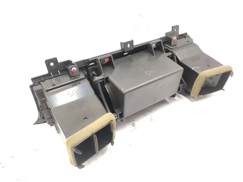 Recambio de consola central para nissan patrol gr v wagon (y61) 3.0 dti referencia OEM IAM   