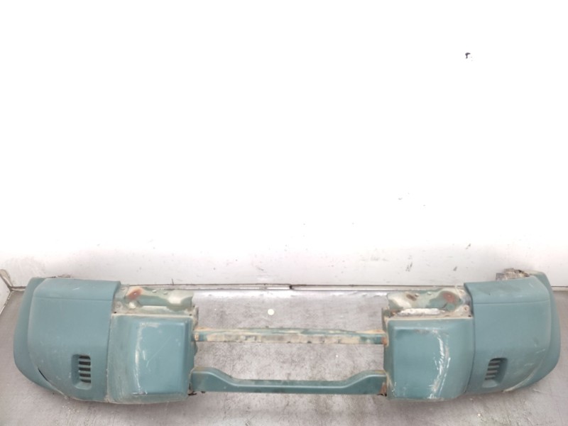 Recambio de paragolpes delantero para nissan patrol gr v wagon (y61) 3.0 dti referencia OEM IAM  62010VB000 
