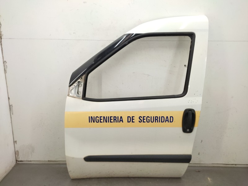 Recambio de puerta delantera izquierda para opel combo furgón/monospace (x12) 1.3 cdti (b05) referencia OEM IAM 95509348  