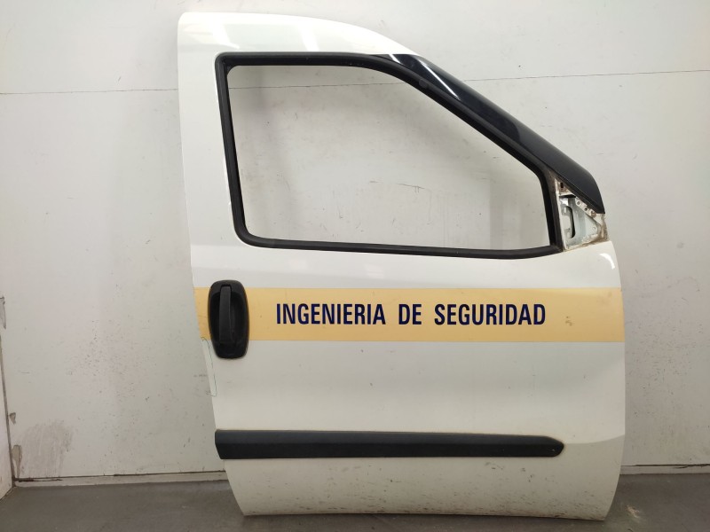 Recambio de puerta delantera derecha para opel combo furgón/monospace (x12) 1.3 cdti (b05) referencia OEM IAM   