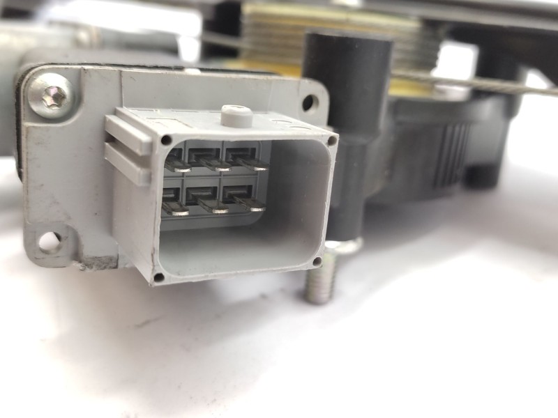 Recambio de elevalunas delantero izquierdo para opel combo furgón/monospace (x12) 1.3 cdti (b05) referencia OEM IAM 95509365  