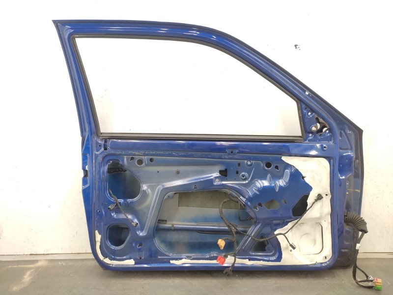Recambio de puerta delantera izquierda para seat ibiza ii (6k1) 1.4 16v referencia OEM IAM  6K3831051C 