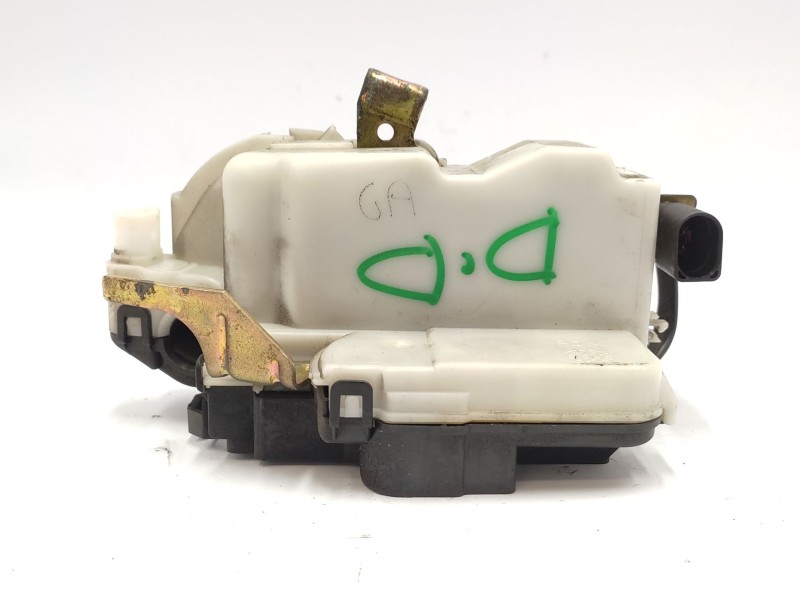 Recambio de cerradura puerta delantera derecha para seat ibiza ii (6k1) 1.4 16v referencia OEM IAM  6K3837016C 